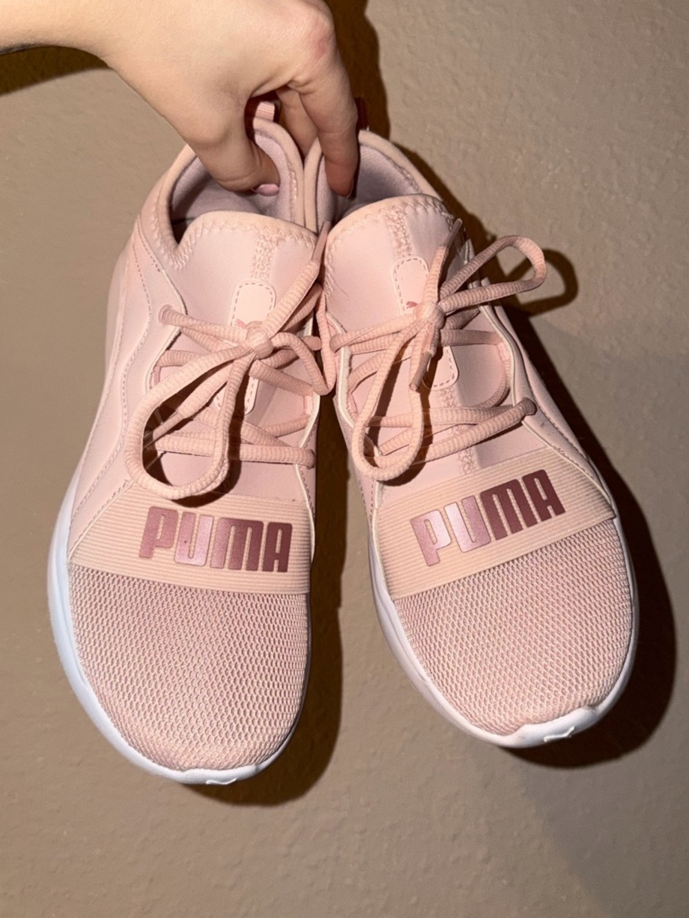 NWT Puma pink sneakers